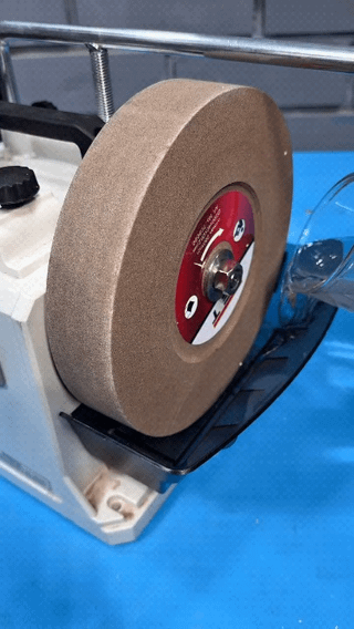 Variable-Speed Wet Grinder for Precision Sharpening