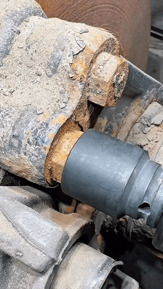 Induction Bolt Heater Tool for Easy Removal